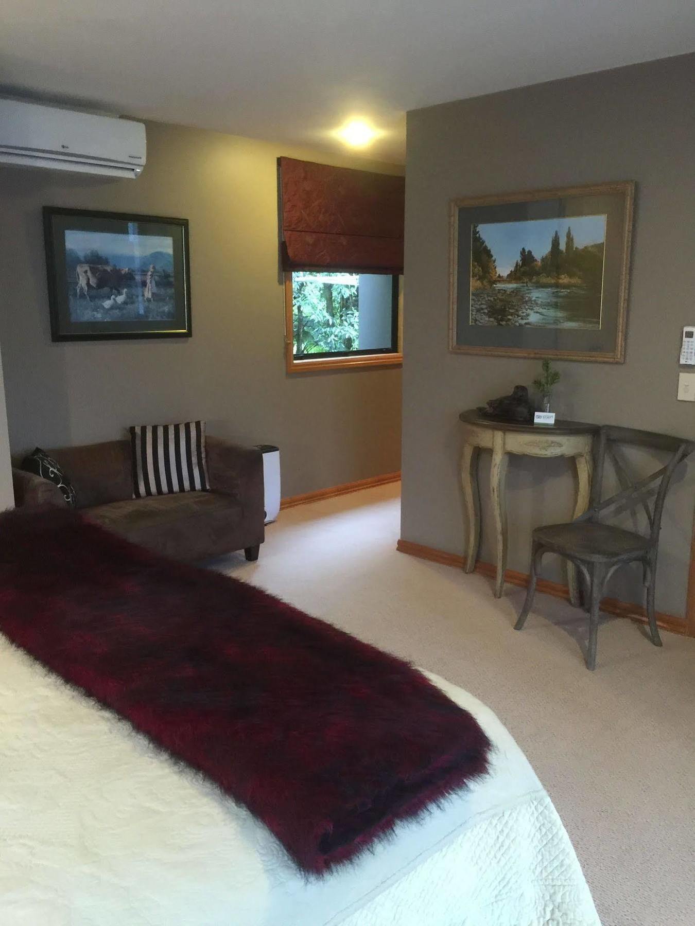 The Flying Trout Boutique Lodge Lac Lac Taupo Extérieur photo