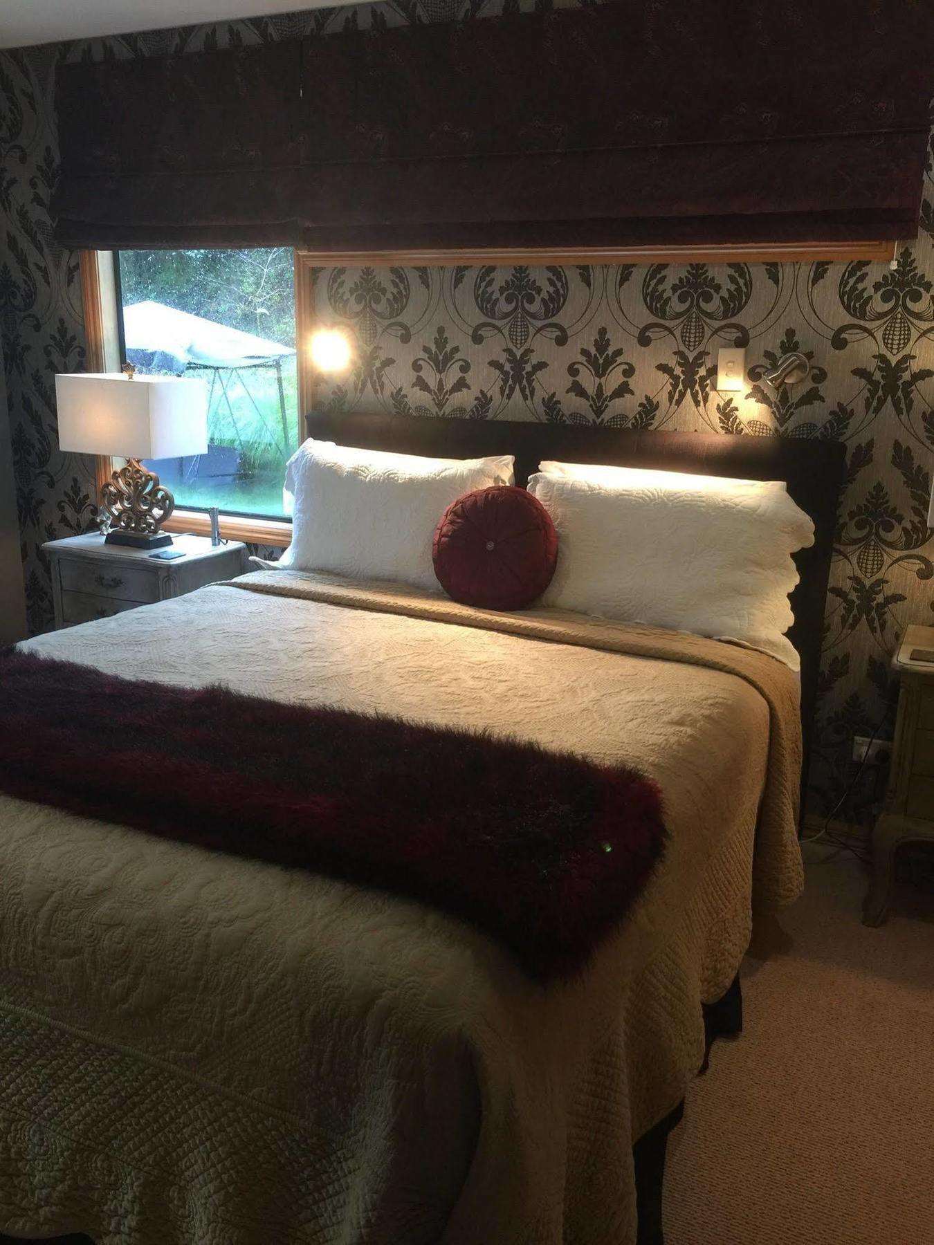 The Flying Trout Boutique Lodge Lac Lac Taupo Extérieur photo